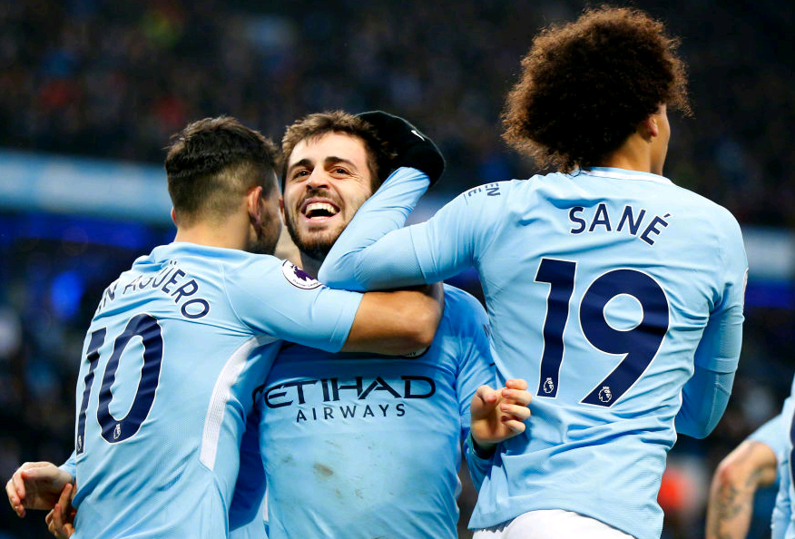  曼城七球横扫曼联，哈兰德戴帽刷新纪录  